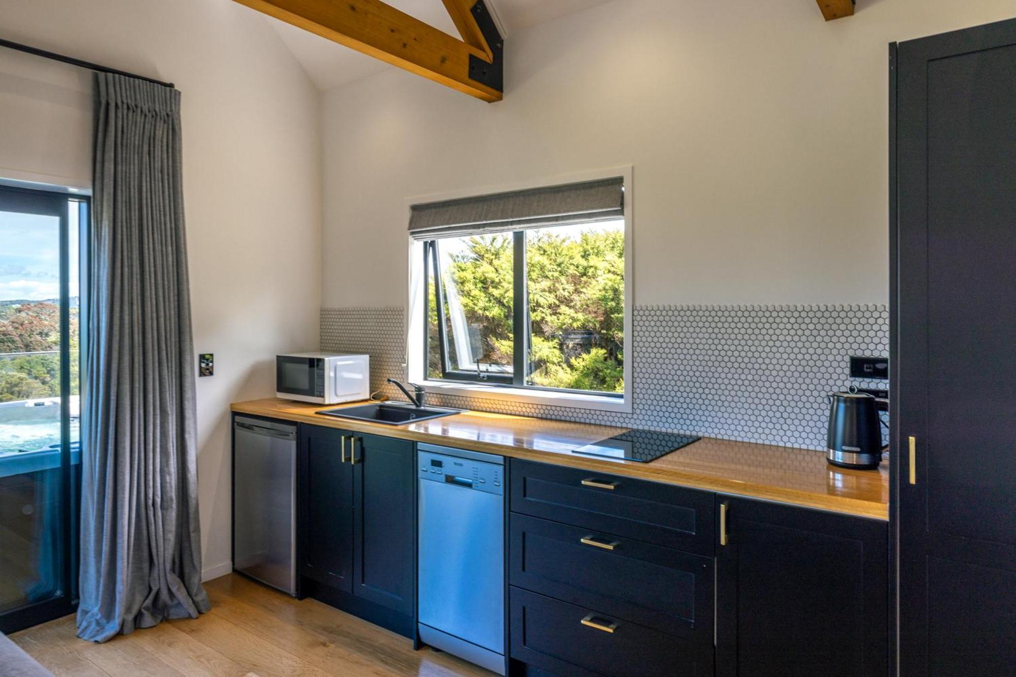 The Guest House At Te Whau Retreat - Stay Waiheke Omiha Exterior photo