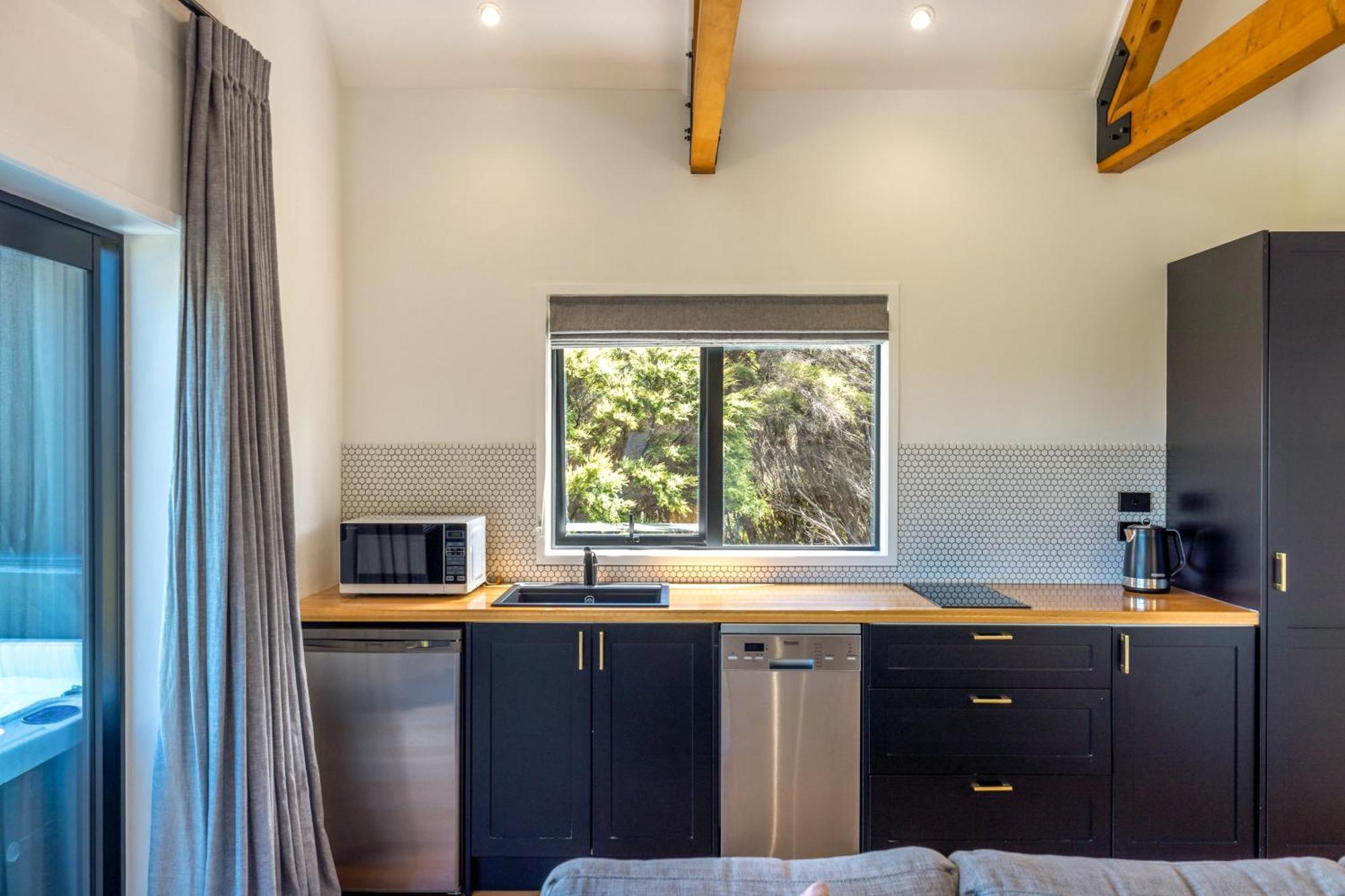 The Guest House At Te Whau Retreat - Stay Waiheke Omiha Exterior photo
