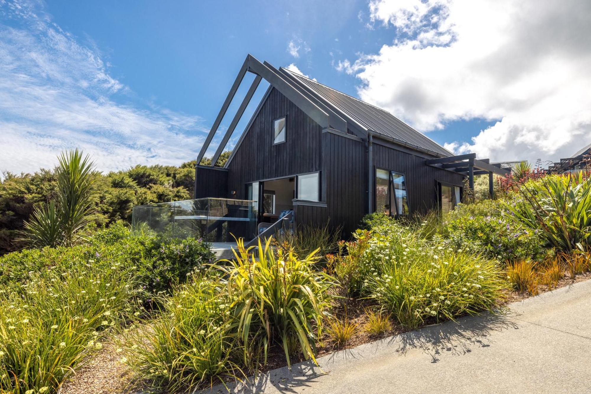 The Guest House At Te Whau Retreat - Stay Waiheke Omiha Exterior photo
